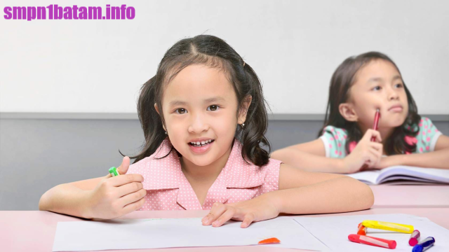 Belajar Bahasa Asing Sejak TK, Efektifkah untuk Anak Indonesia?
