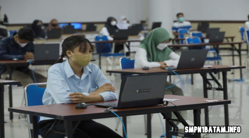 Aturan Berpakaian Saat Mengikuti UTBK SNBT 2025: Jangan Sampai Salah Pilih!